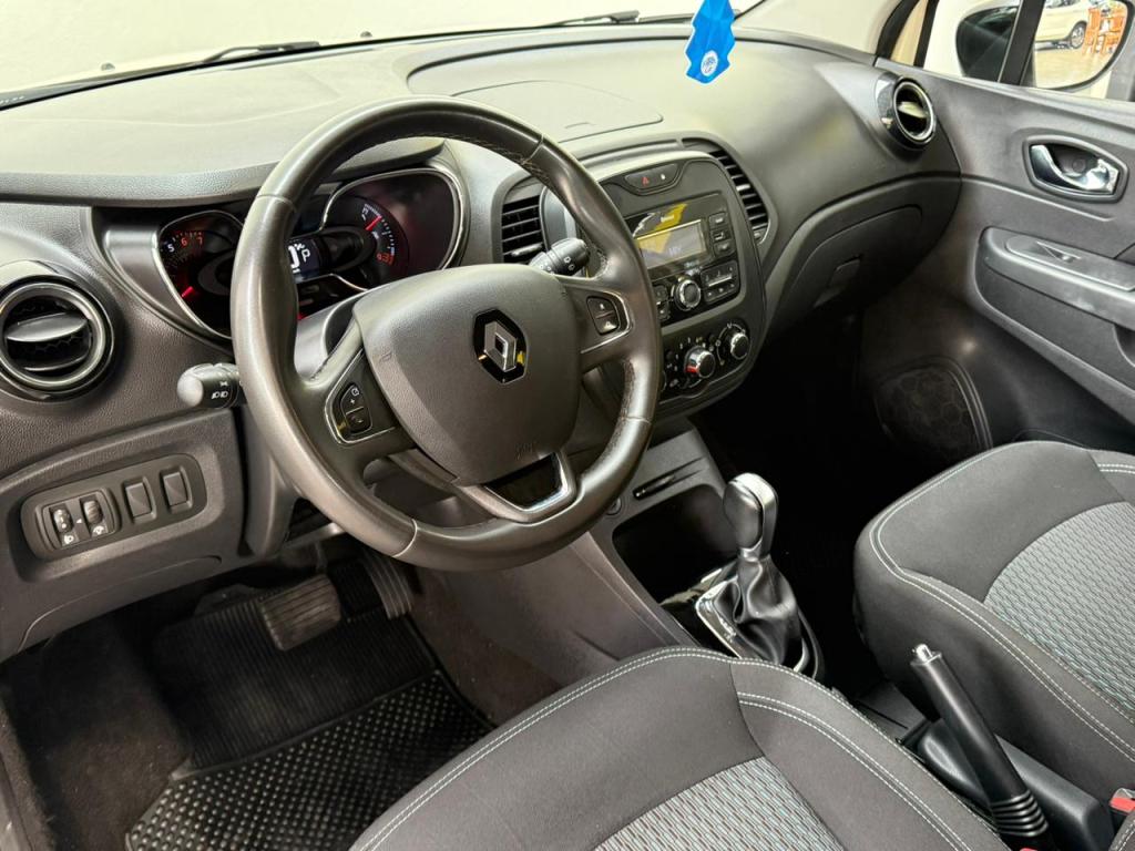 RENAULT Captur - Foto