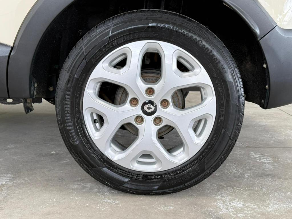RENAULT Captur - Foto