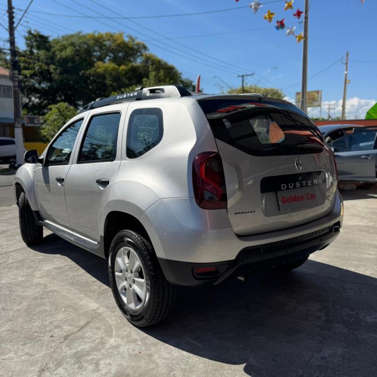 RENAULT Duster - Foto