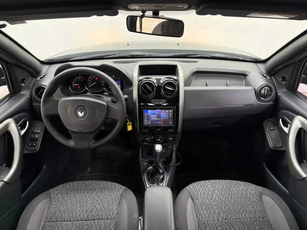 RENAULT Duster - Foto