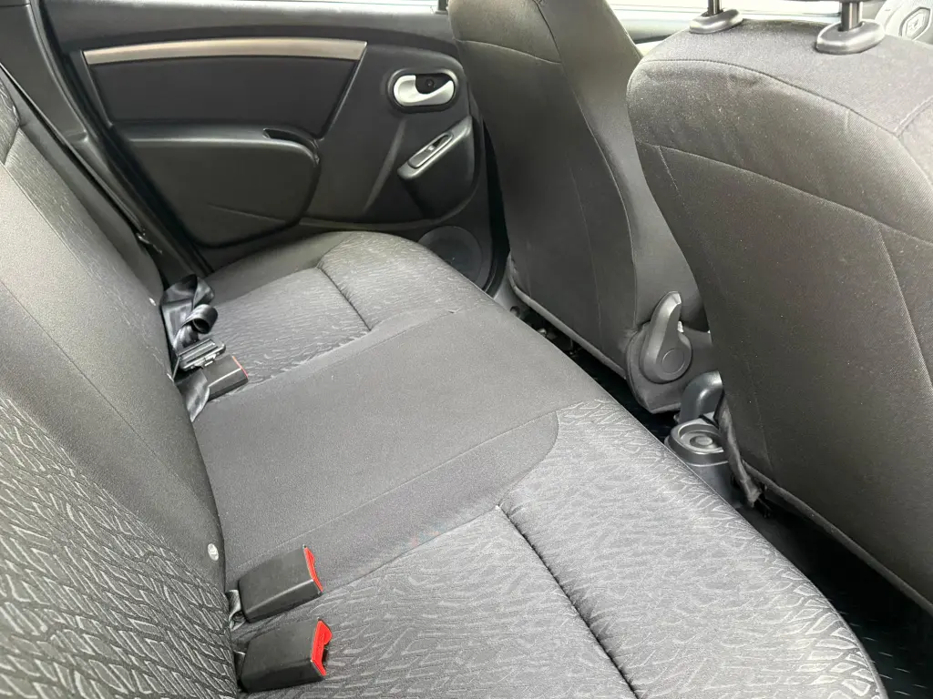 RENAULT Duster - Foto