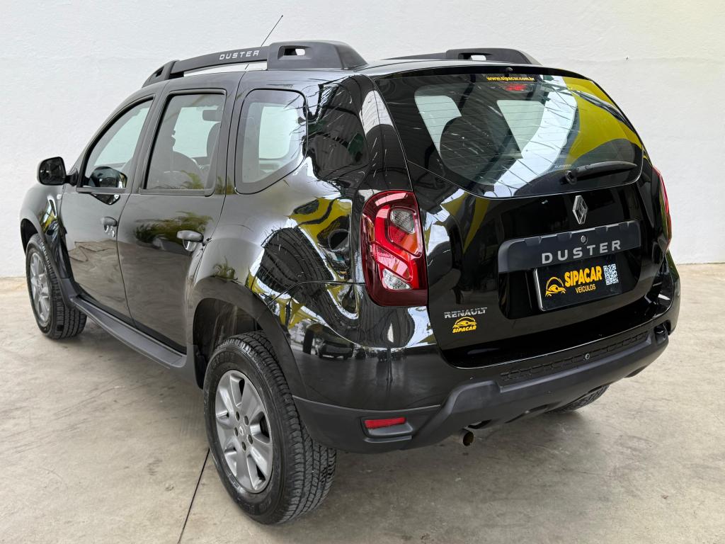 RENAULT Duster - Foto