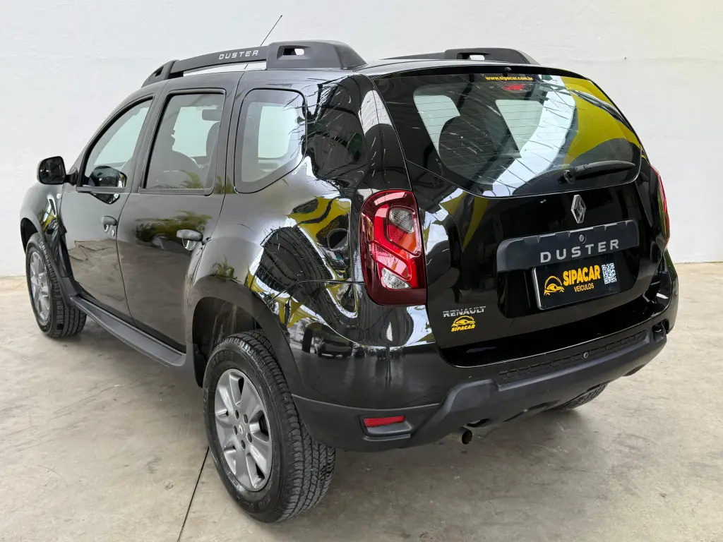 RENAULT Duster - Foto