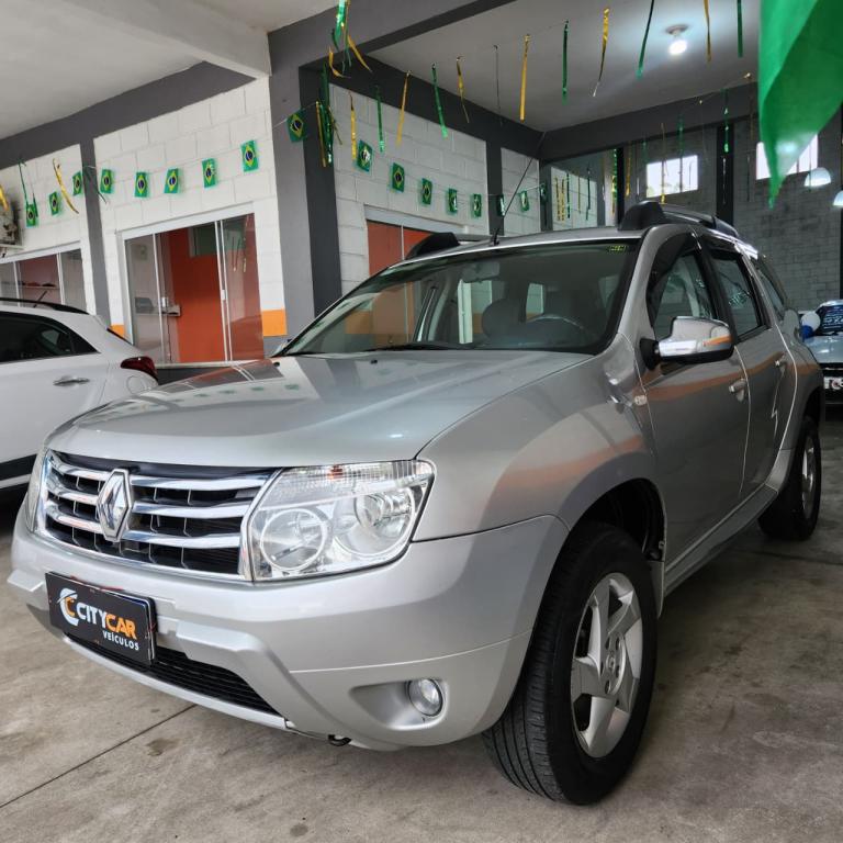 RENAULT Duster - Foto
