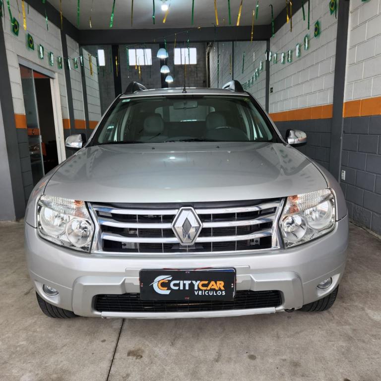 RENAULT Duster - Foto