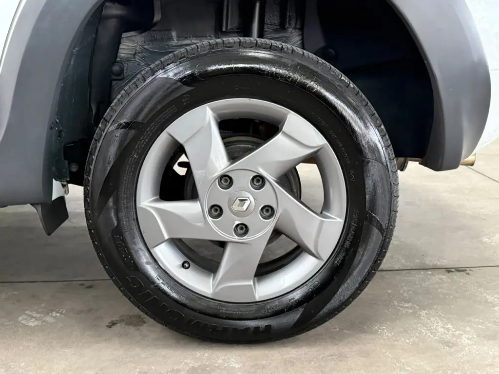 RENAULT Duster - Foto