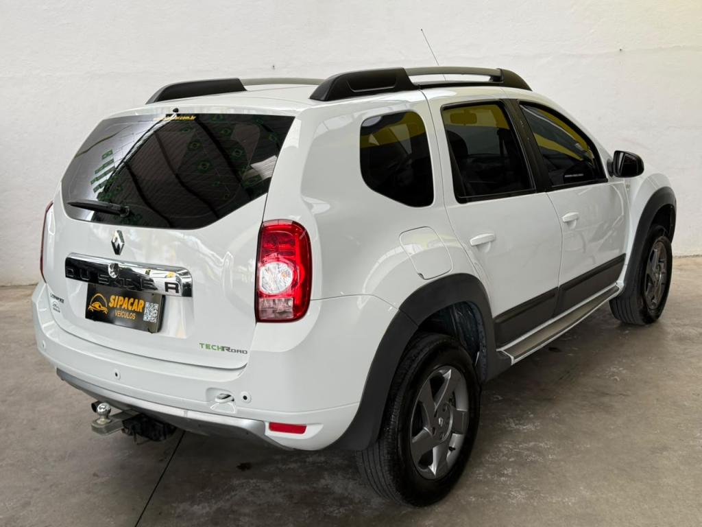 RENAULT Duster - Foto