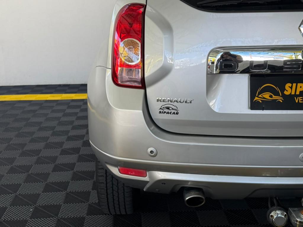 RENAULT Duster - Foto