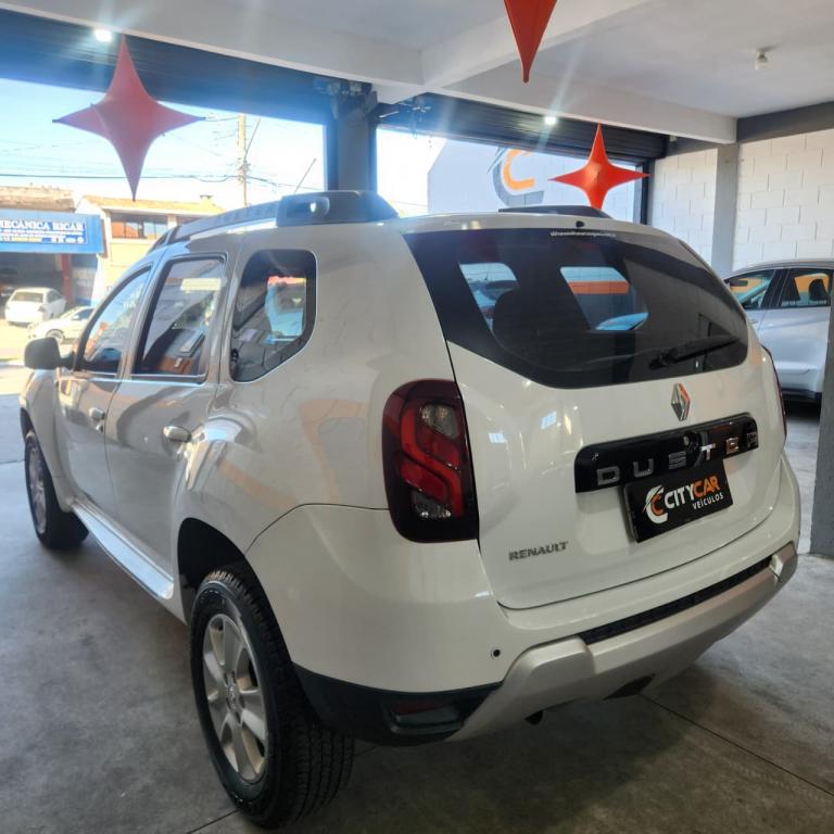 RENAULT Duster - Foto