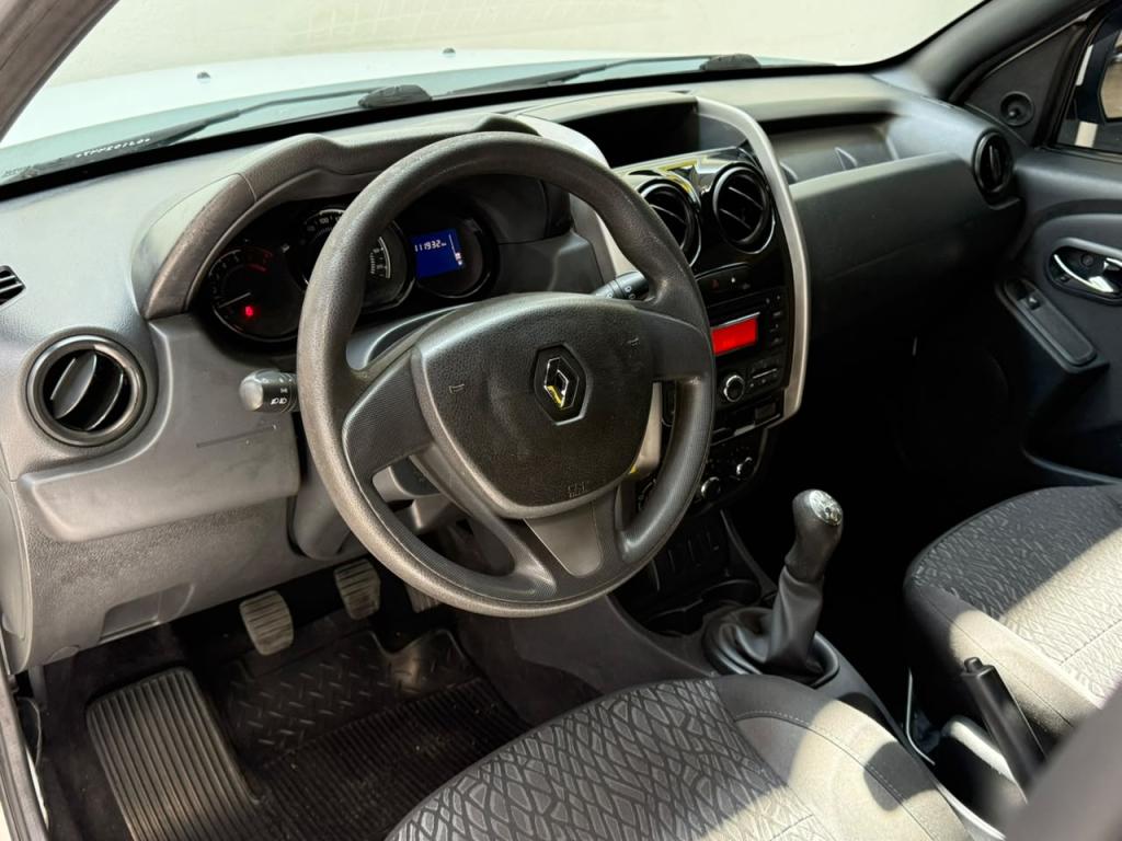 RENAULT Duster - Foto