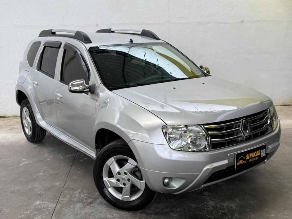 RENAULT Duster