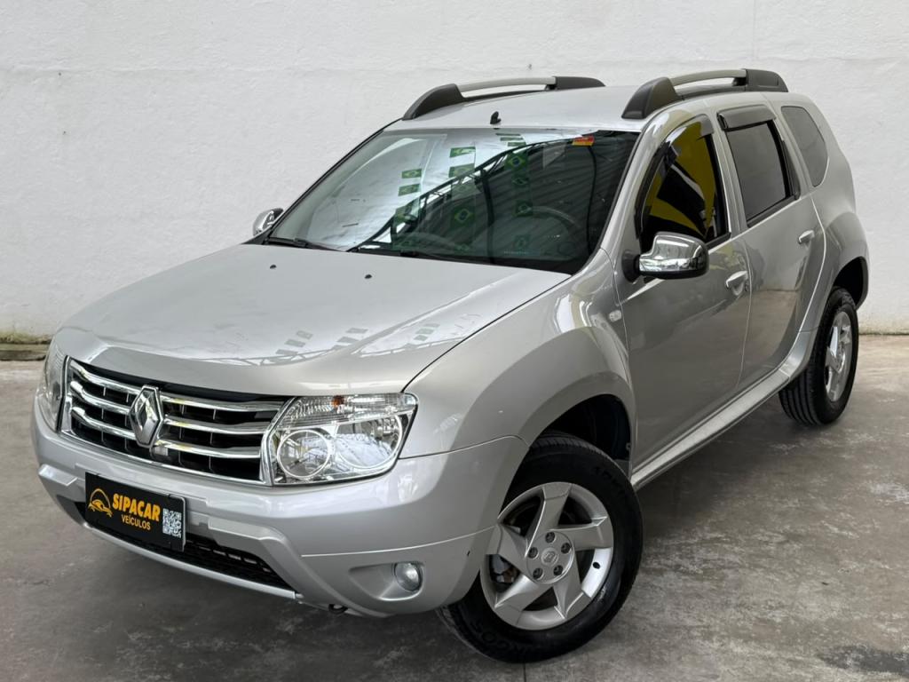 RENAULT Duster - Foto