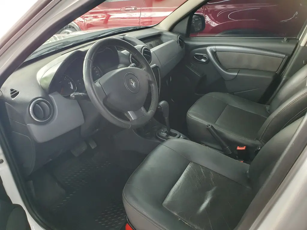 RENAULT Duster - Foto