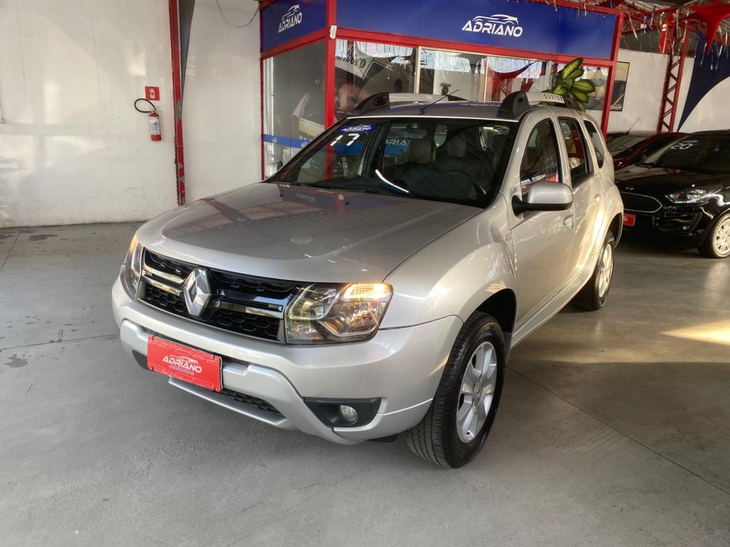 RENAULT Duster - Foto