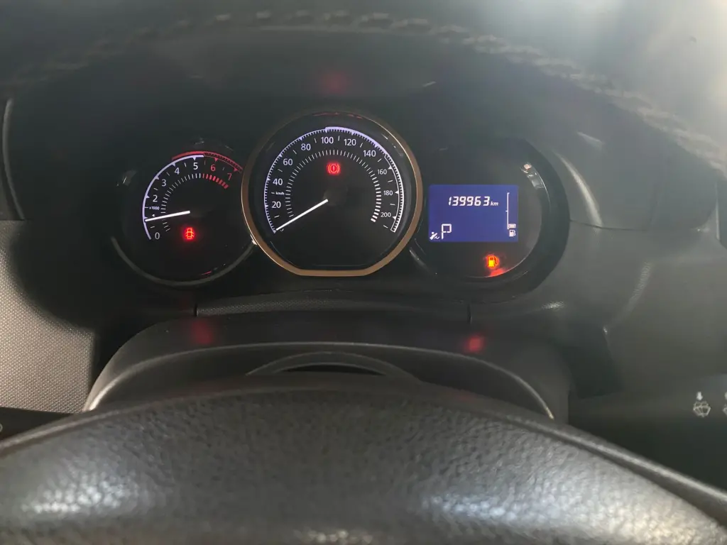 RENAULT Duster - Foto