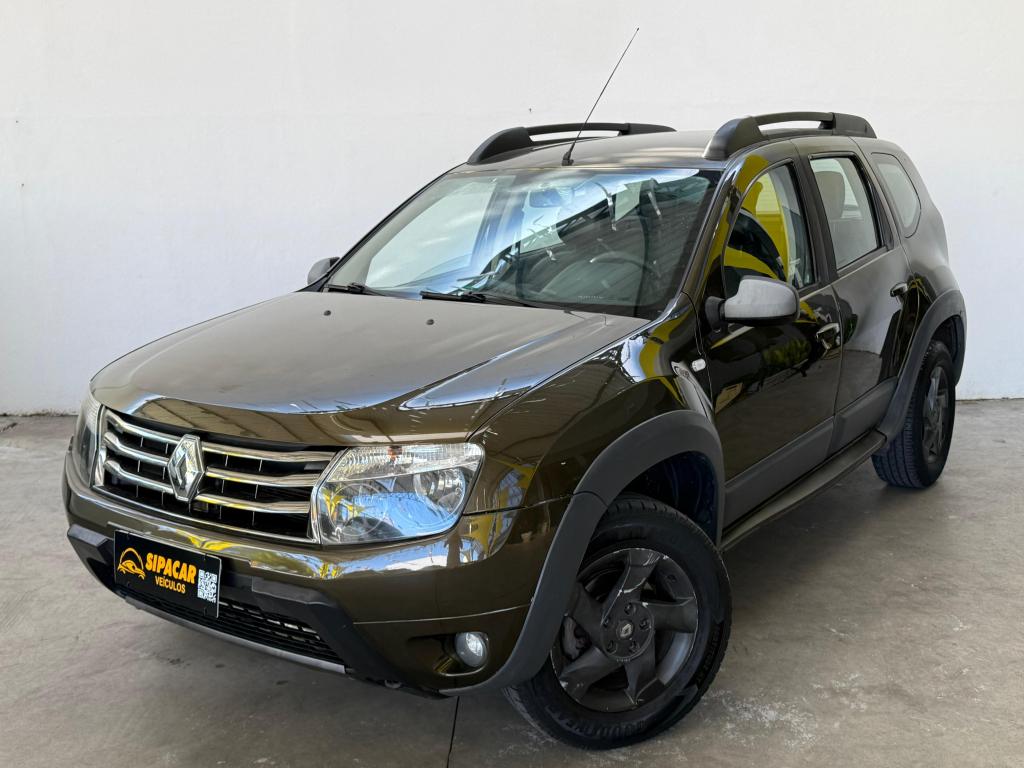 RENAULT Duster - Foto