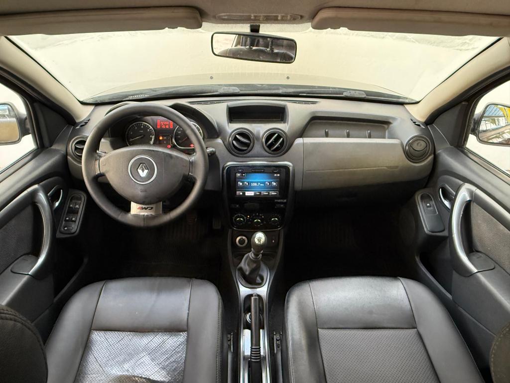 RENAULT Duster - Foto