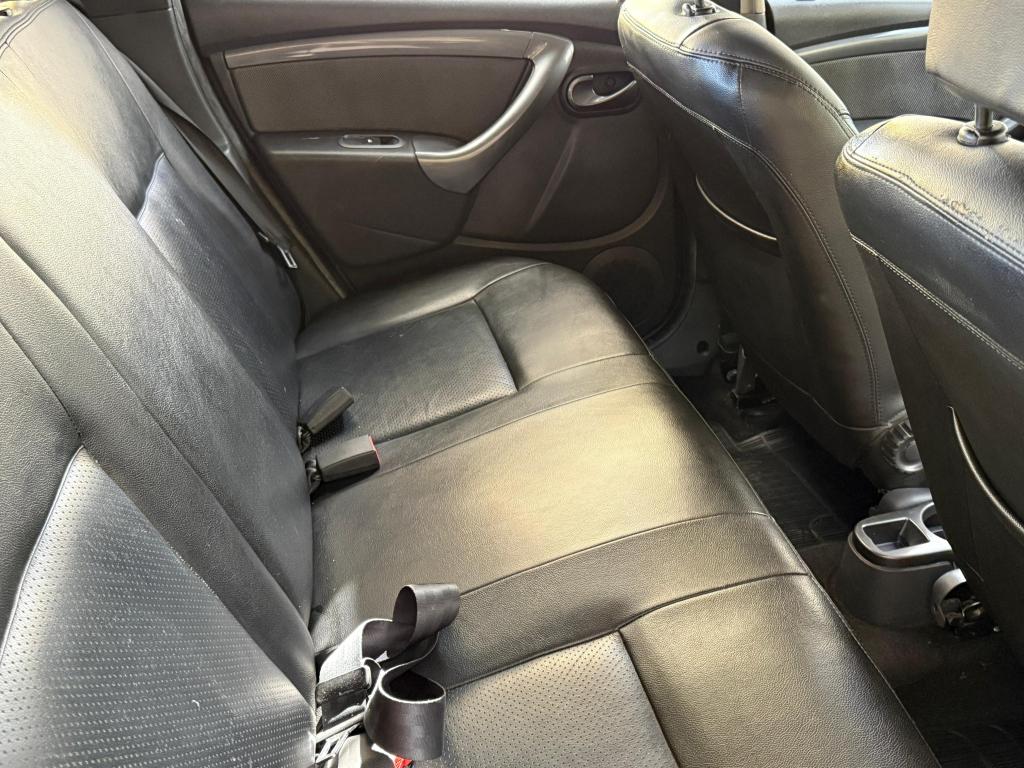 RENAULT Duster - Foto