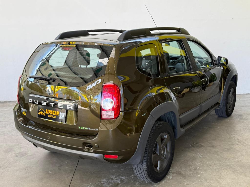 RENAULT Duster - Foto