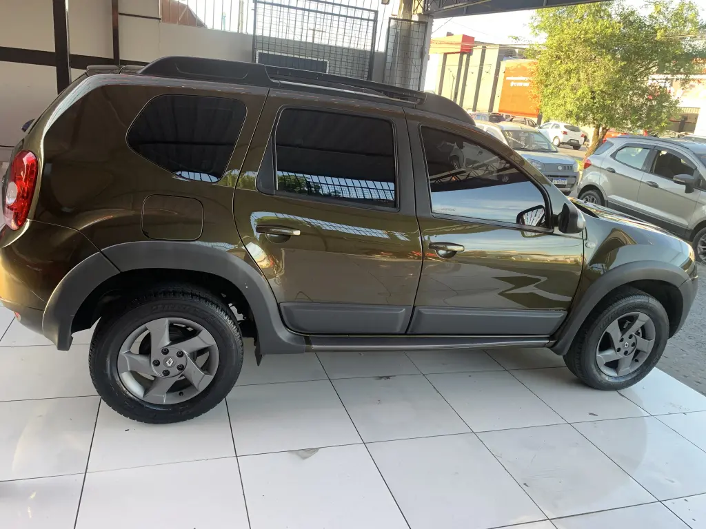 RENAULT Duster - Foto