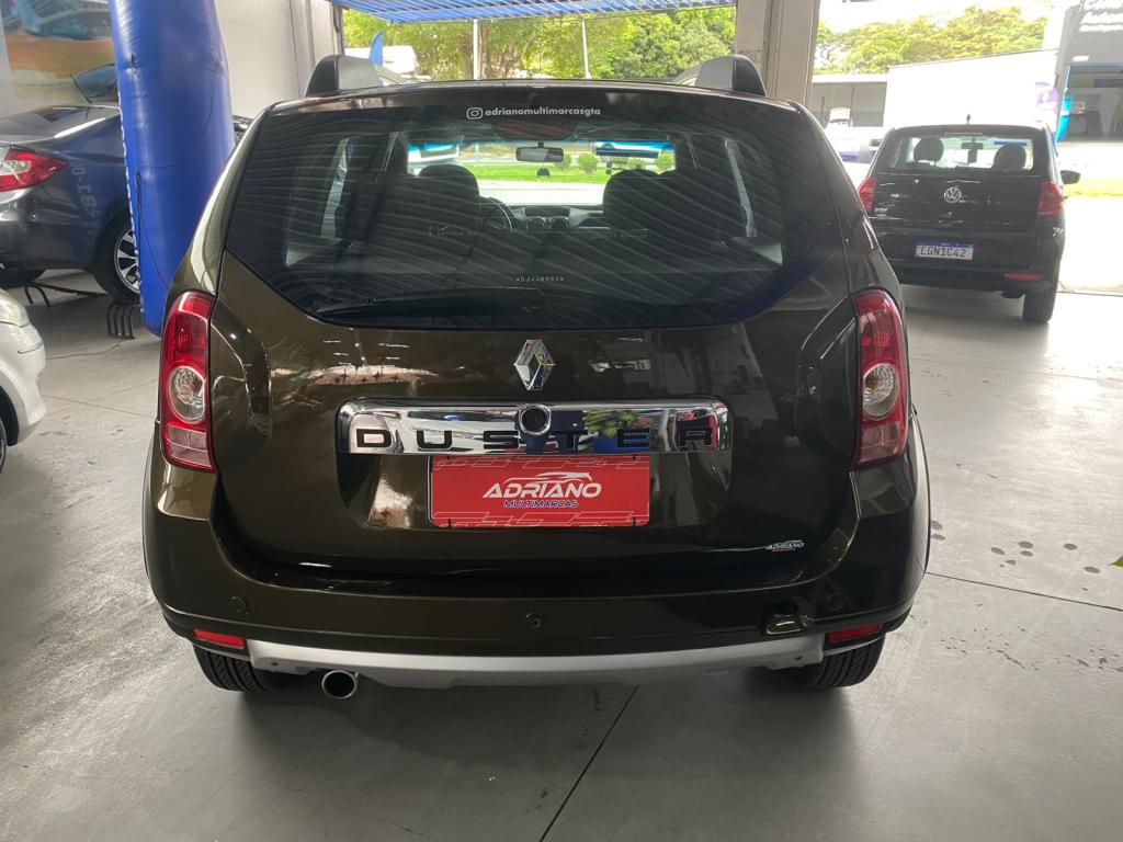RENAULT Duster - Foto