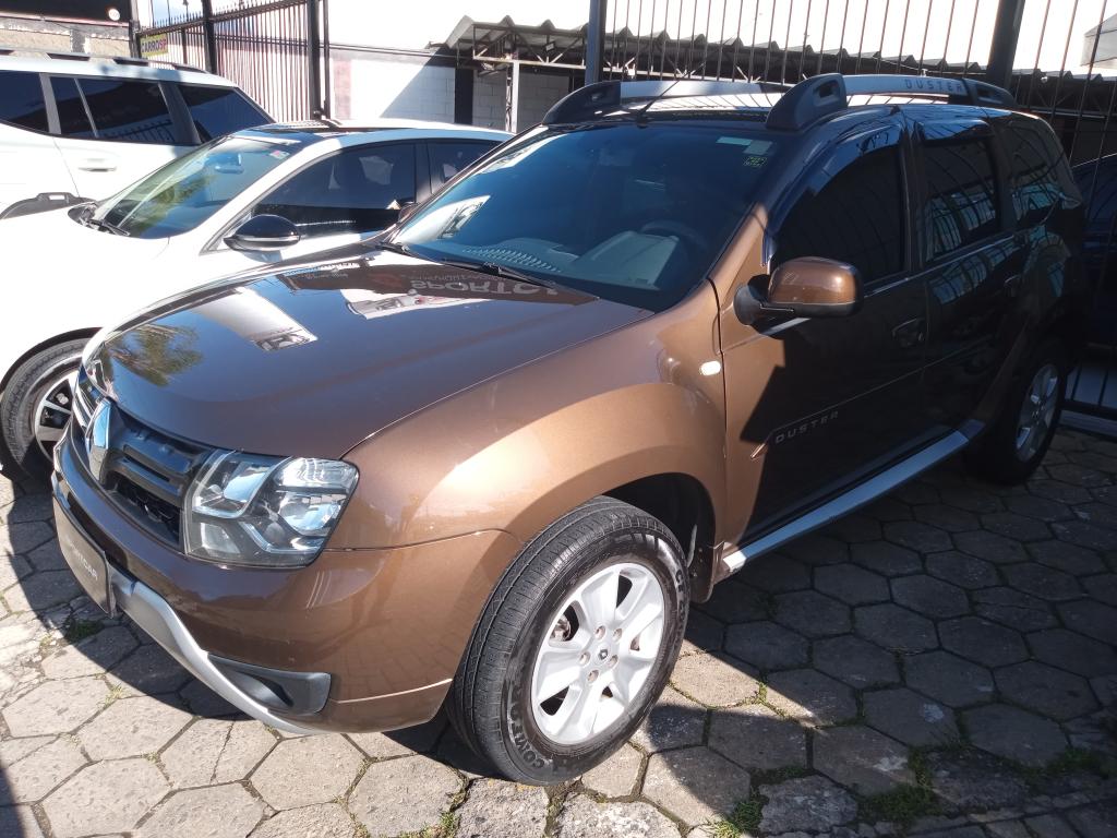 RENAULT Duster - Foto