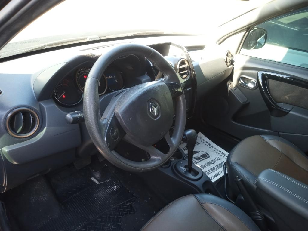 RENAULT Duster - Foto
