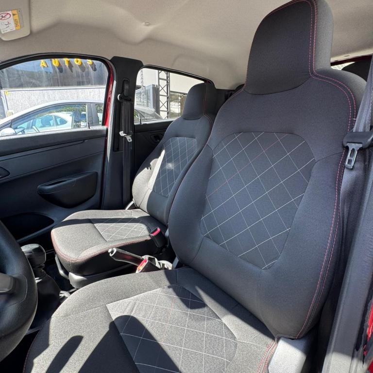 RENAULT Kwid - Foto