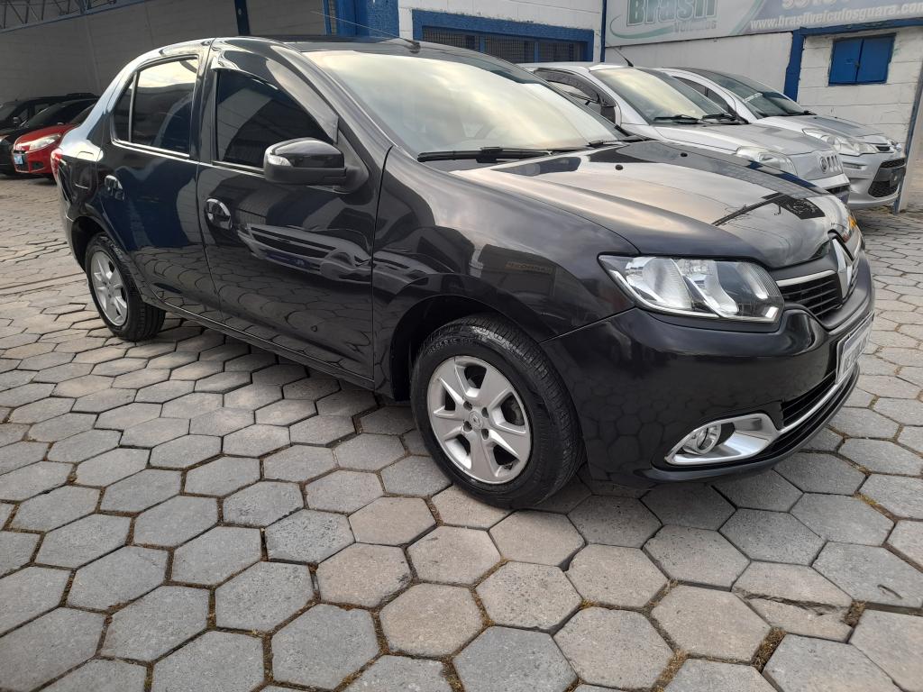 RENAULT Logan - Foto