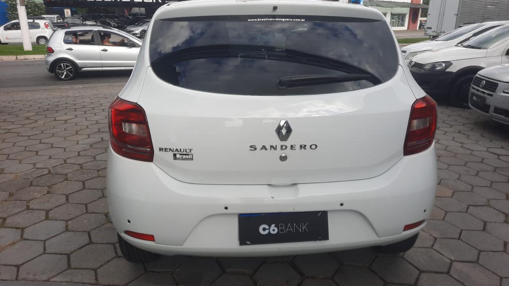 RENAULT Sandero - Foto