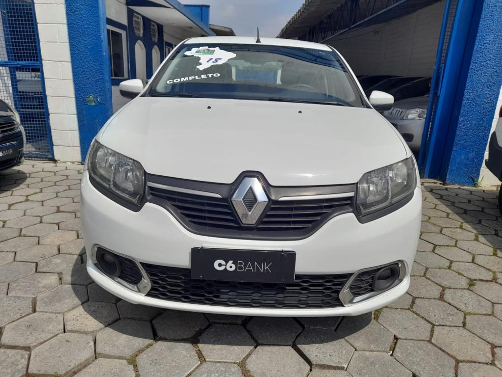 RENAULT Sandero - Foto