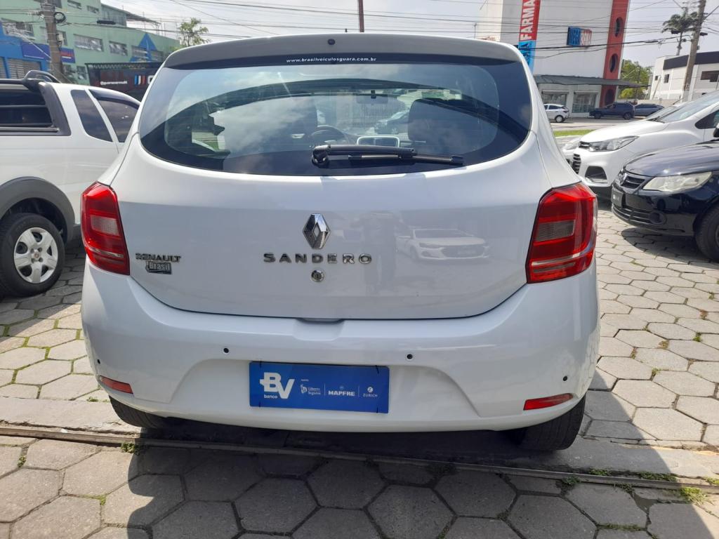 RENAULT Sandero - Foto