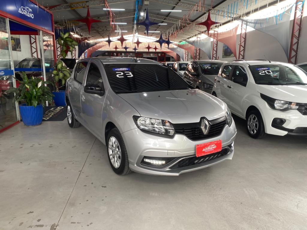 RENAULT Sandero - Foto