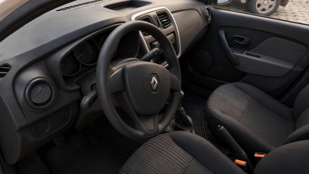 RENAULT Sandero - Foto