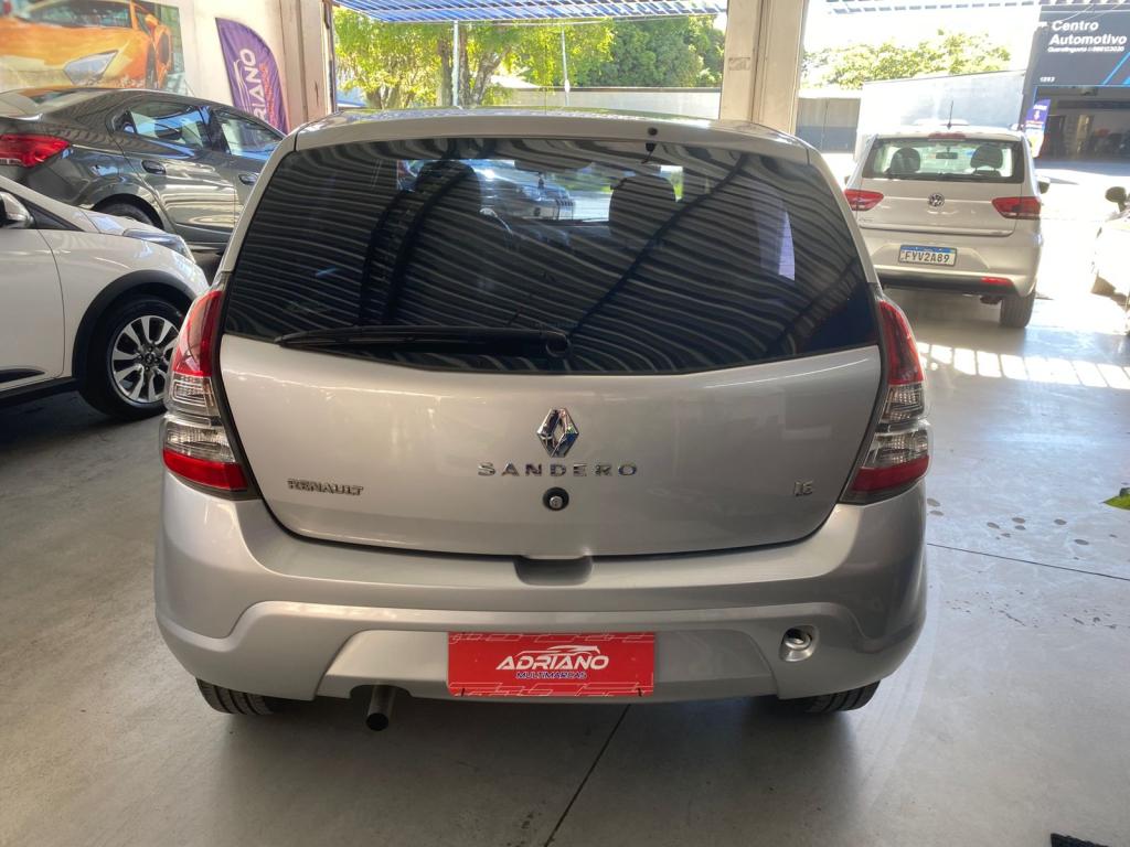 RENAULT Sandero - Foto