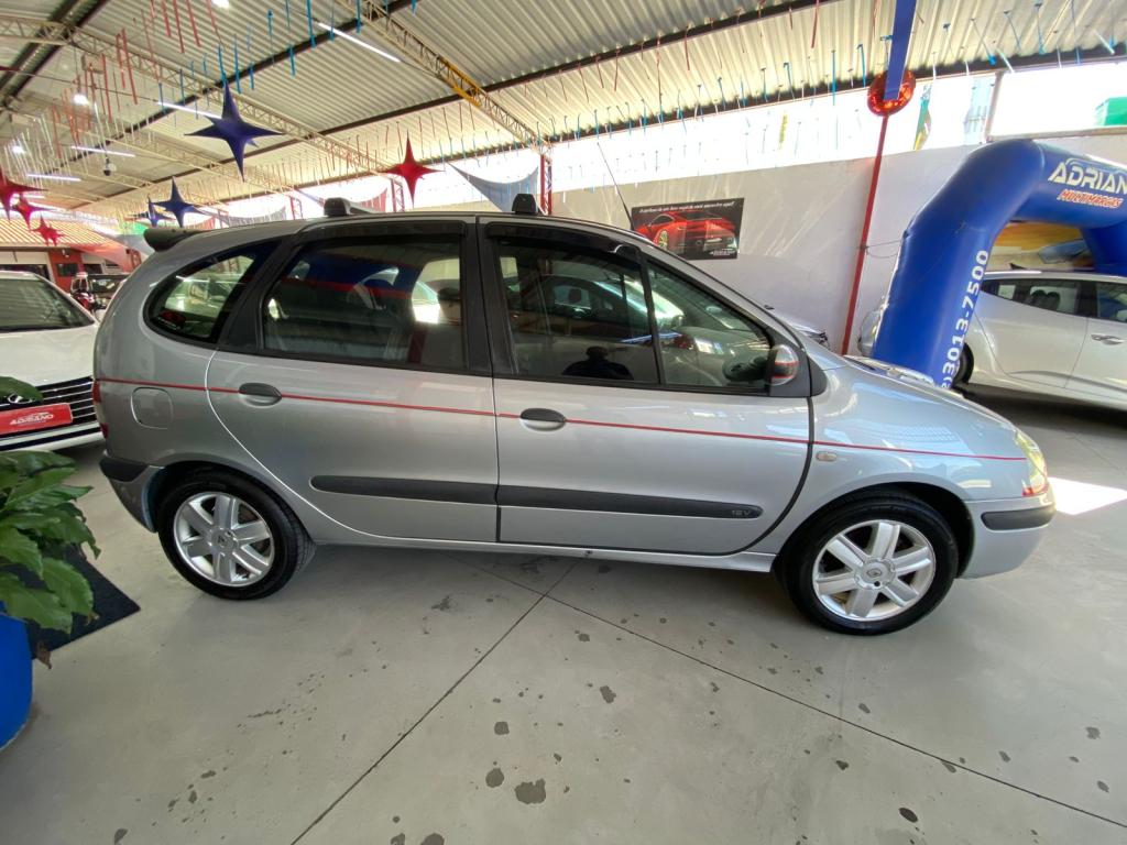 RENAULT Scenic - Foto