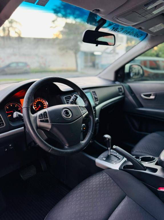 SSANGYONG Korando - Foto