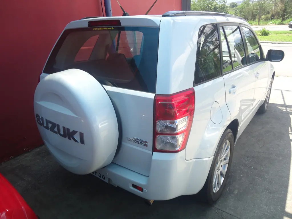 SUZUKI Grand Vitara - Foto