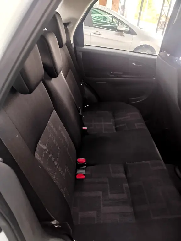 SUZUKI SX4 - Foto