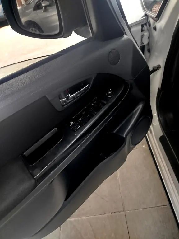 SUZUKI SX4 - Foto