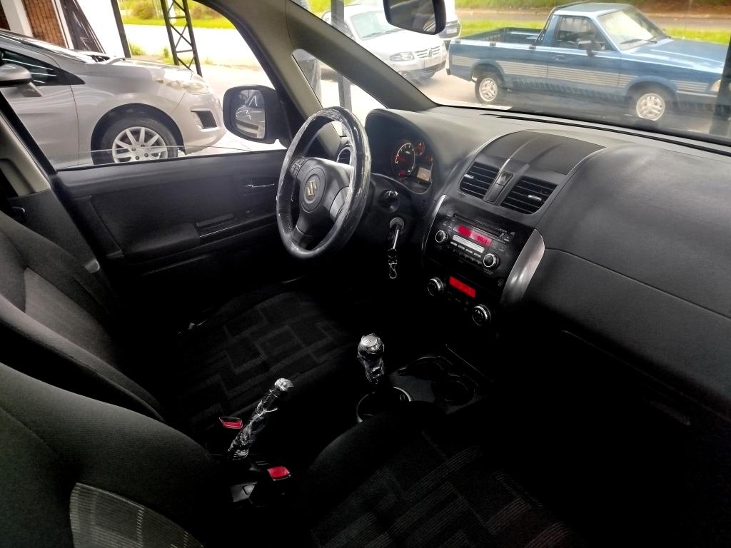 SUZUKI SX4 - Foto