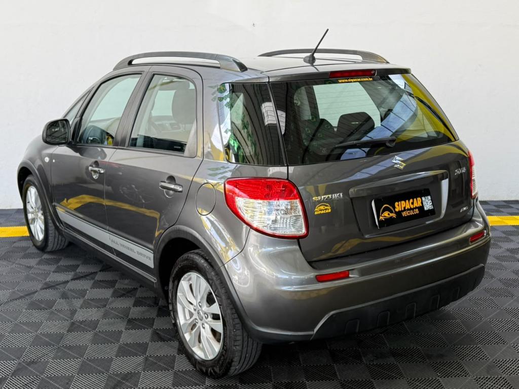 SUZUKI SX4 - Foto