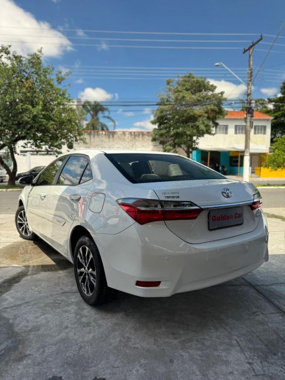 TOYOTA Corolla - Foto