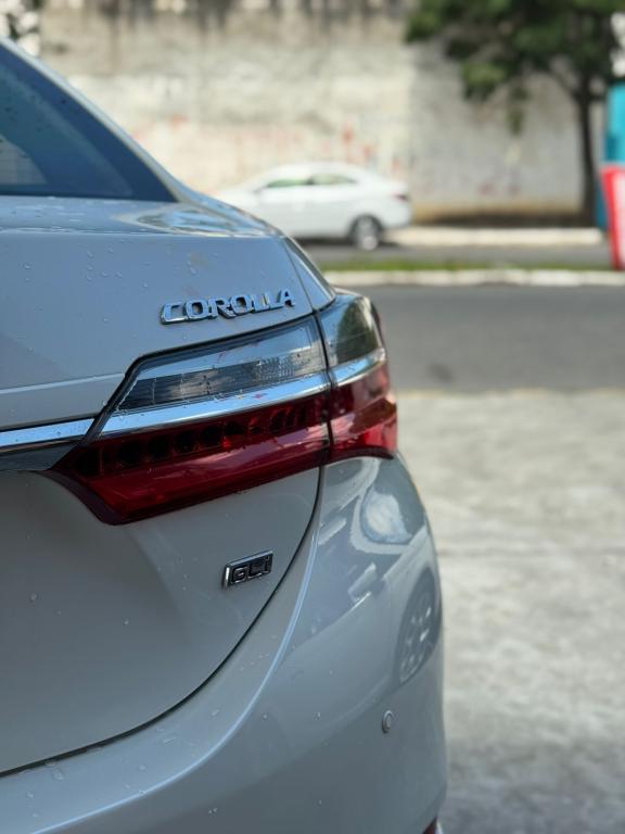 TOYOTA Corolla - Foto