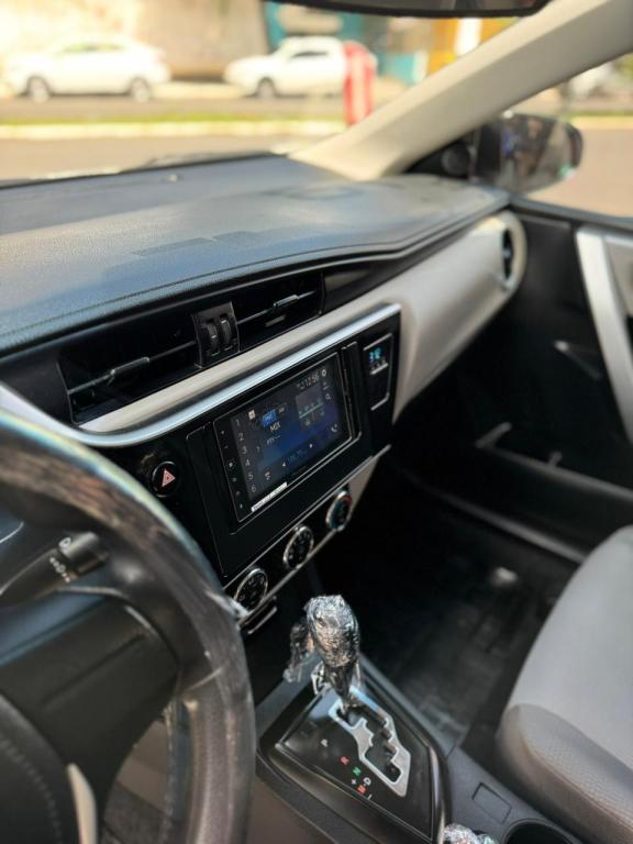 TOYOTA Corolla - Foto