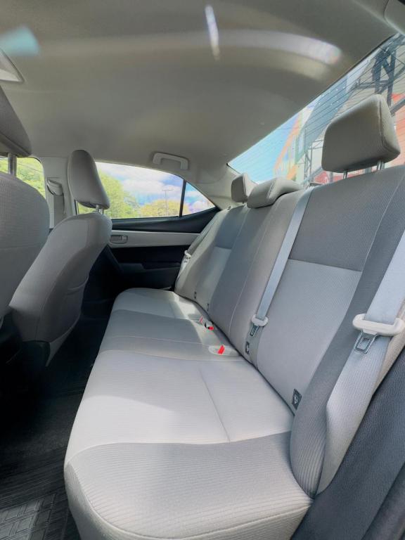 TOYOTA Corolla - Foto