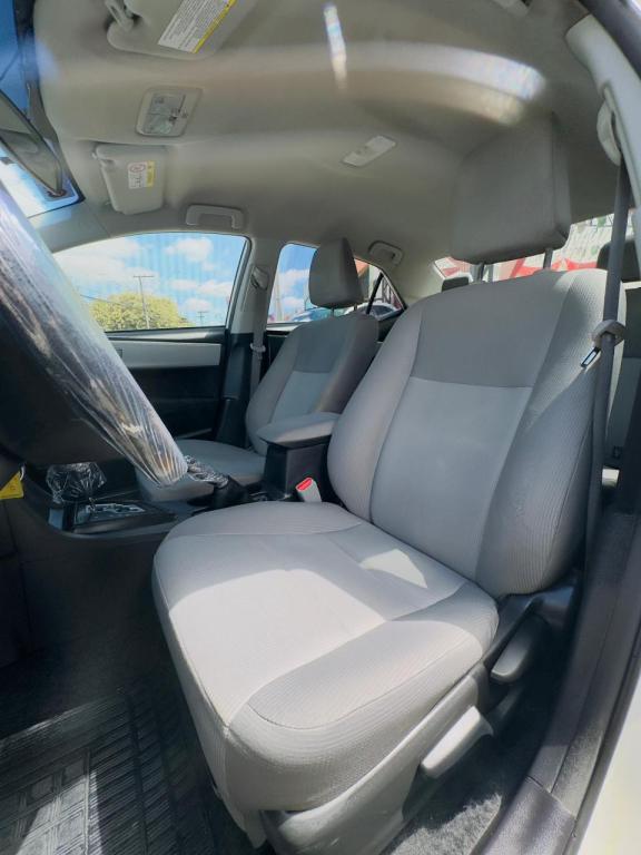 TOYOTA Corolla - Foto