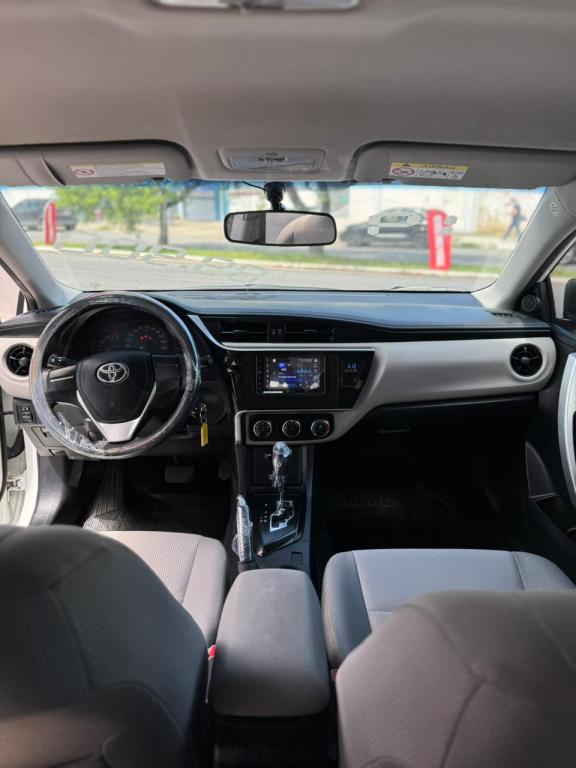 TOYOTA Corolla - Foto