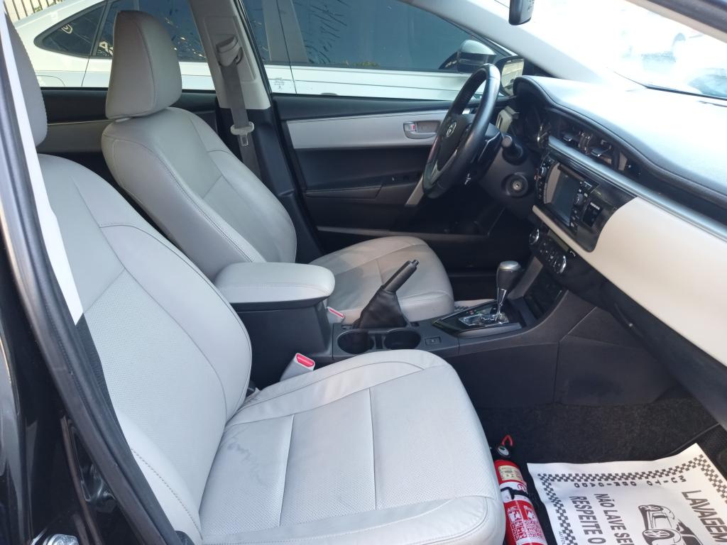 TOYOTA Corolla - Foto