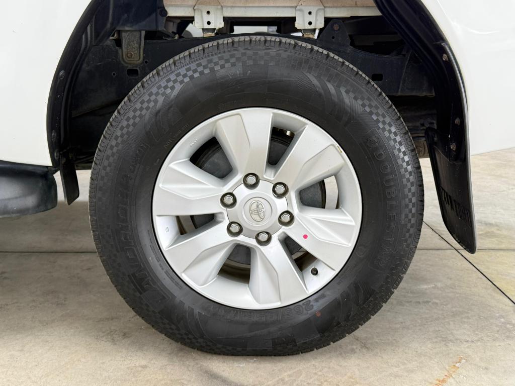 TOYOTA Hilux Caminhonete - Foto